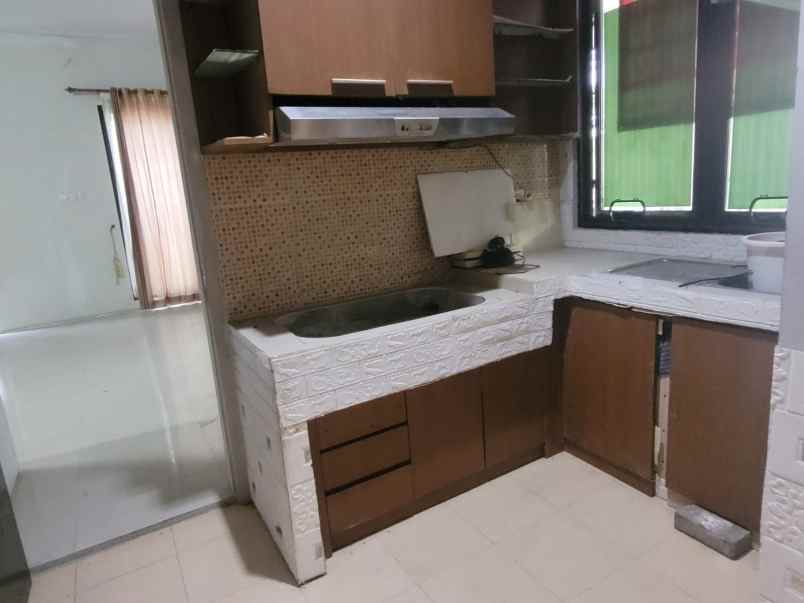 dijual rumah di surabaya