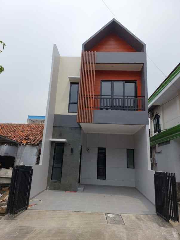 dijual rumah duren sawit