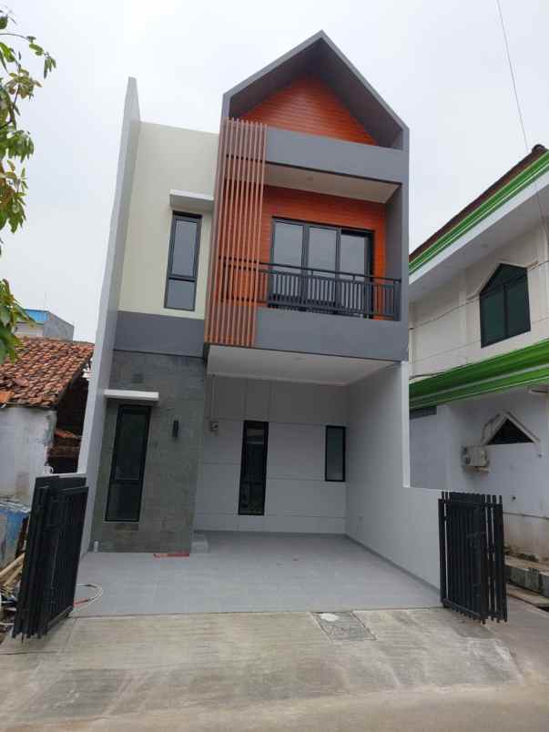 dijual rumah duren sawit