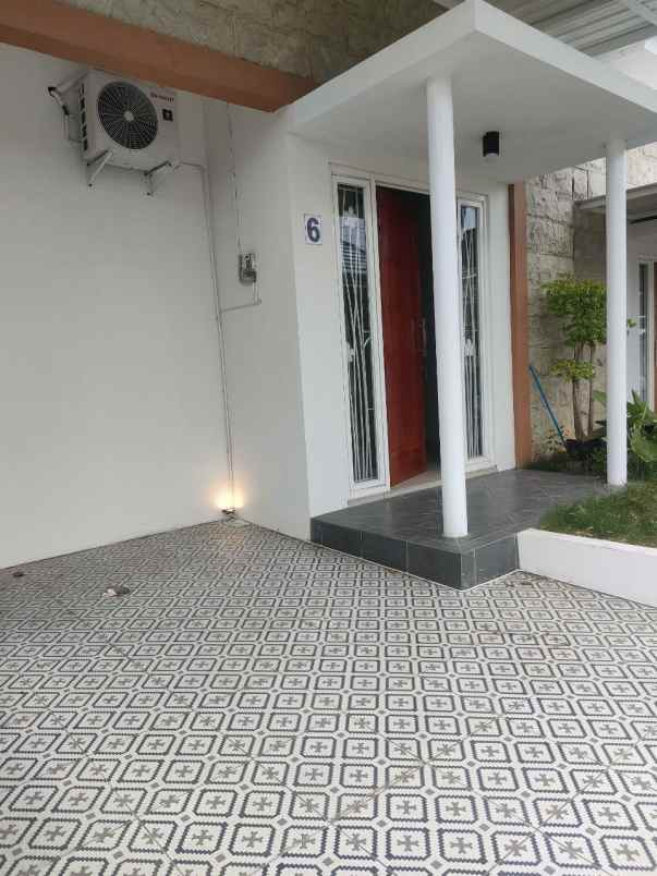 dijual rumah elang raya