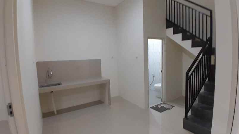 dijual rumah elang raya