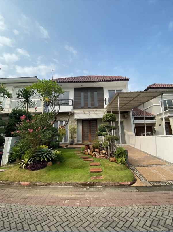 dijual rumah fulerton citraland