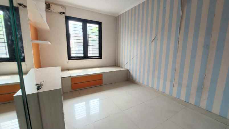 dijual rumah gading kirana kelapa gading