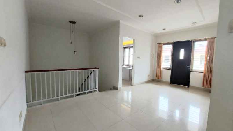 dijual rumah gading kirana kelapa gading