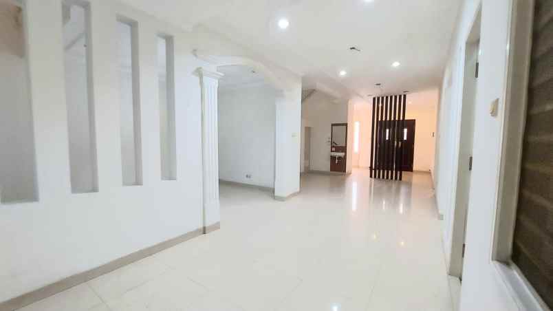 dijual rumah gading kirana kelapa gading