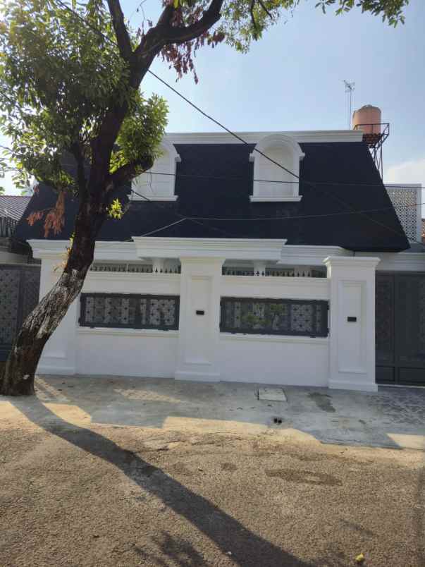 dijual rumah gandaria city kebayoran