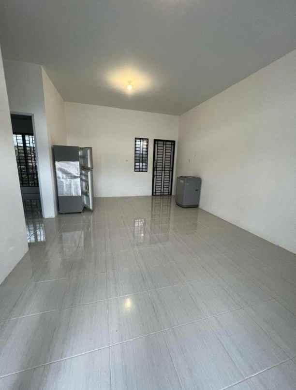 dijual rumah glory residence lokasi strategis