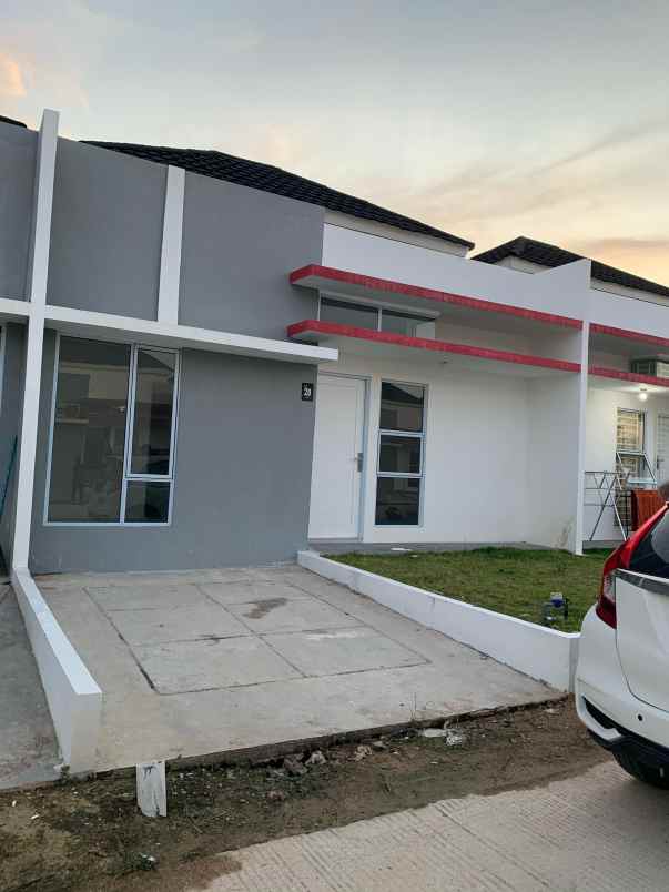 dijual rumah glory residence lokasi strategis