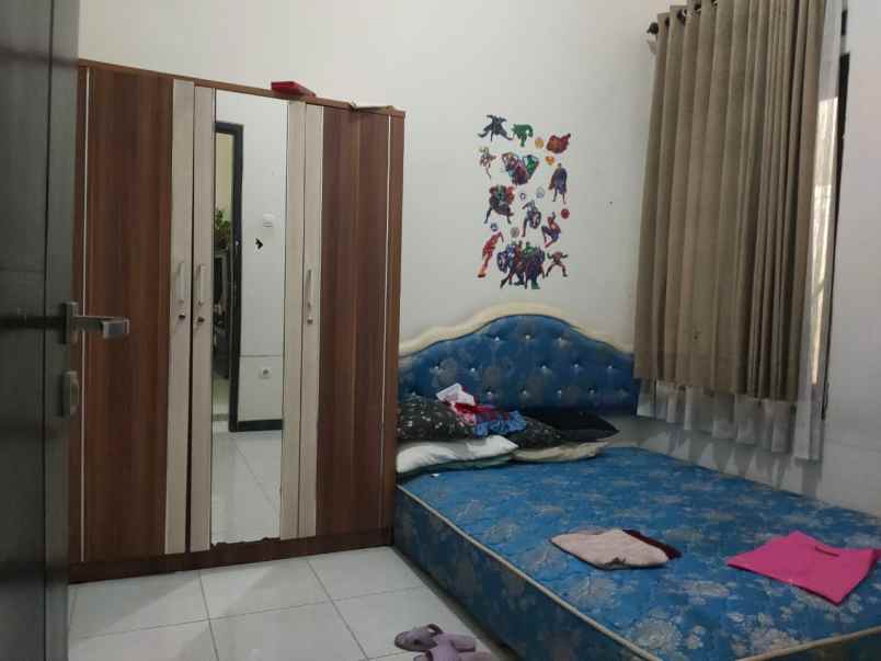 dijual rumah green hill regency