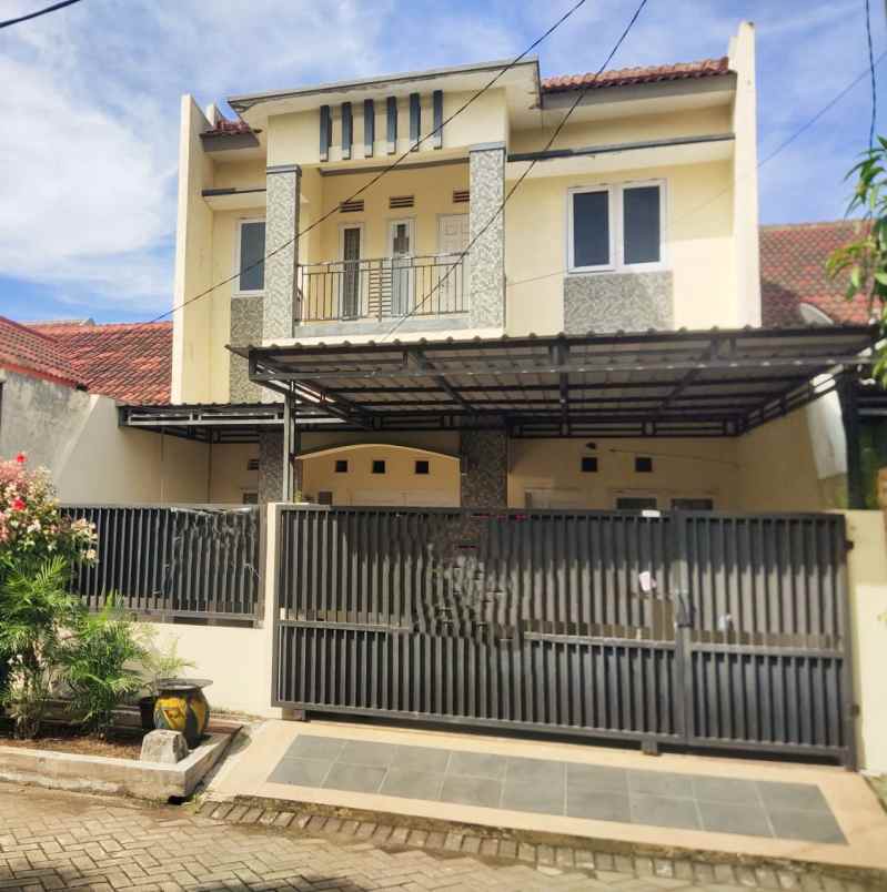 dijual rumah griya permata gedangan