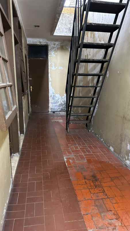 dijual rumah grogol selatan