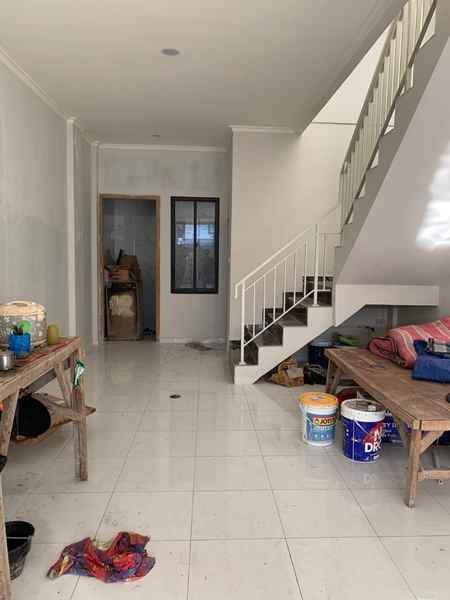 dijual rumah gubeng kertajaya