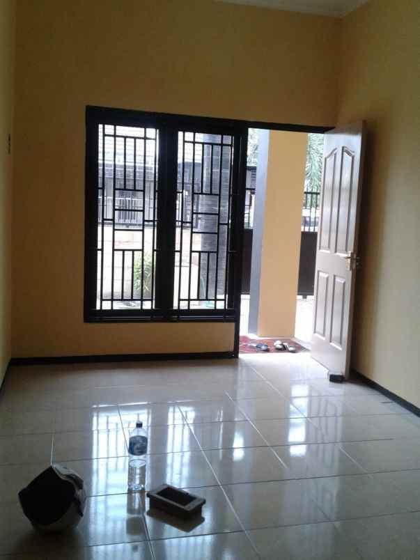 dijual rumah gunung anyar