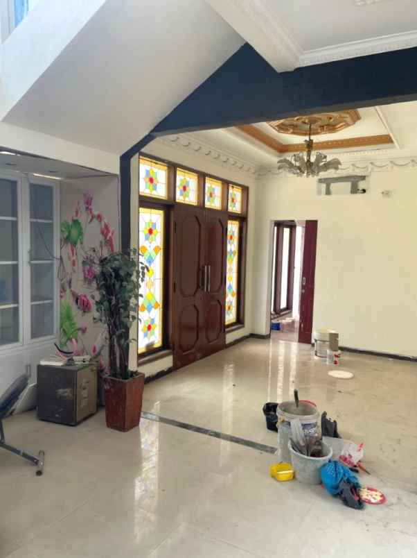 dijual rumah harapan indah 1 perumahan