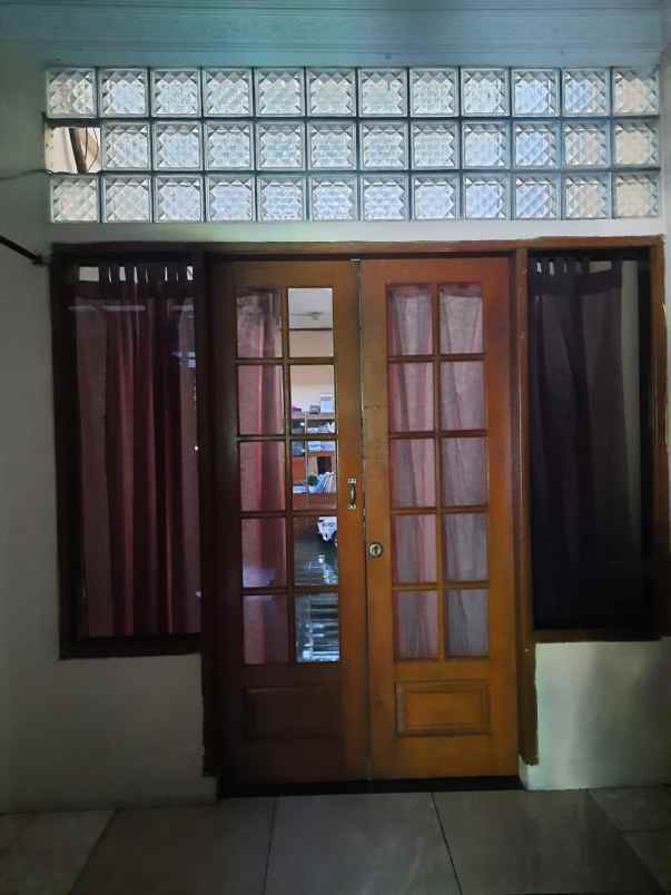 dijual rumah hunian dan ruko