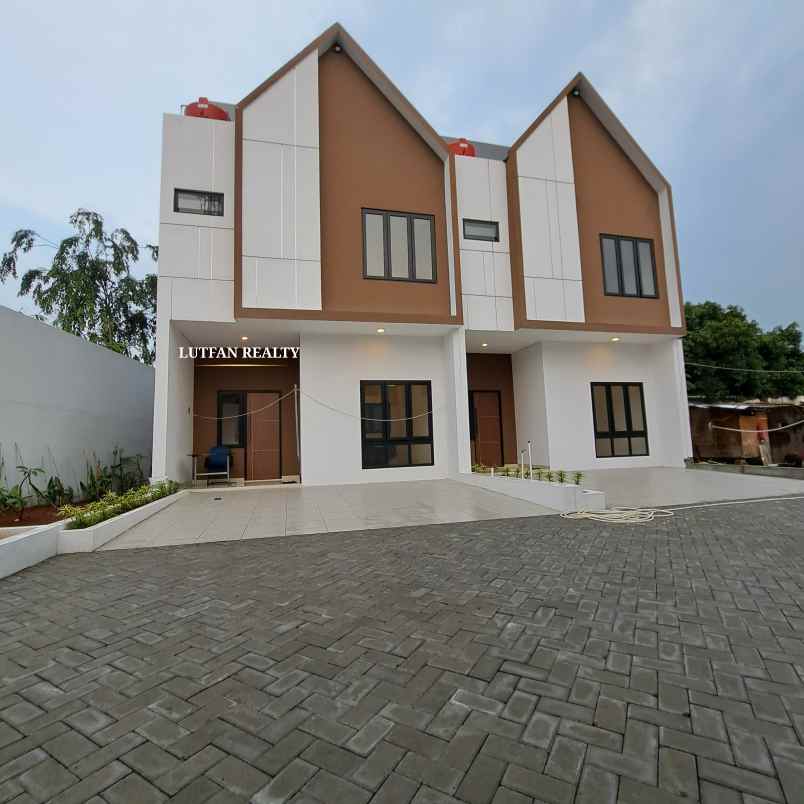 dijual rumah jagakarsa