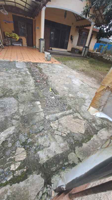 dijual rumah jalan buni kel munjul kec