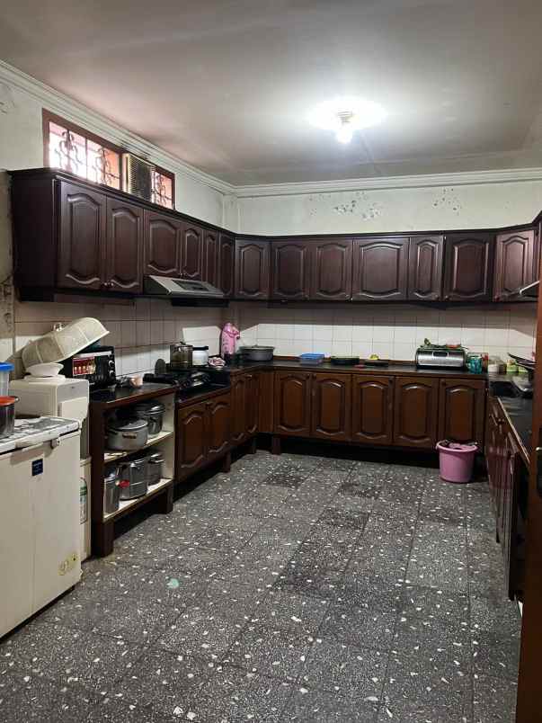 dijual rumah jalan cikutra