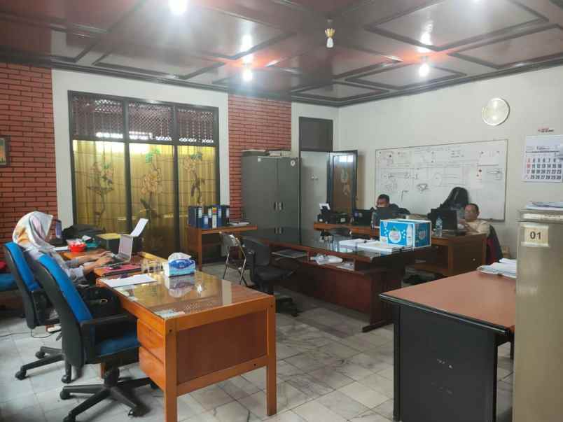 dijual rumah jalan cikutra