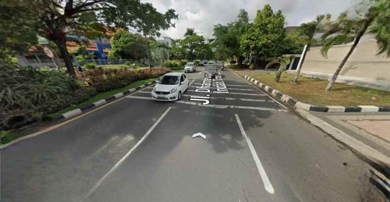 dijual rumah jalan dr ir h soekarno