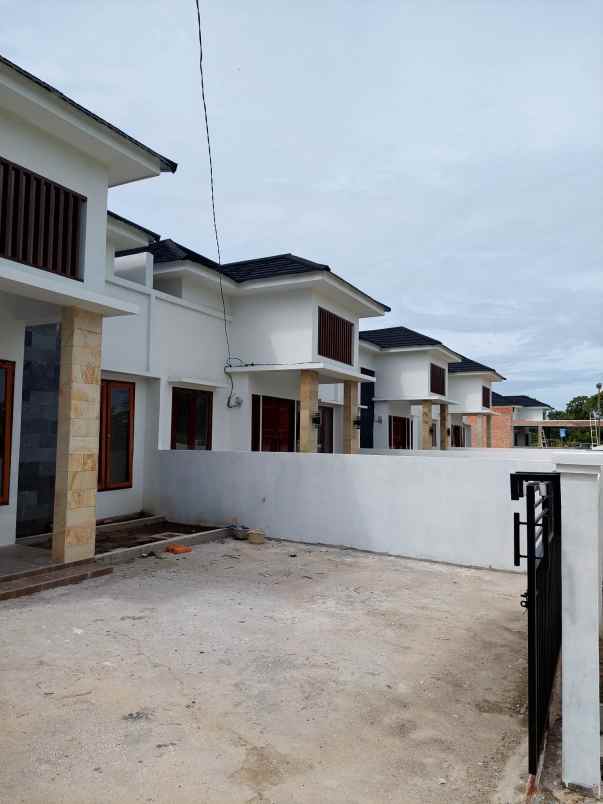 dijual rumah jalan duyung jalan nangka