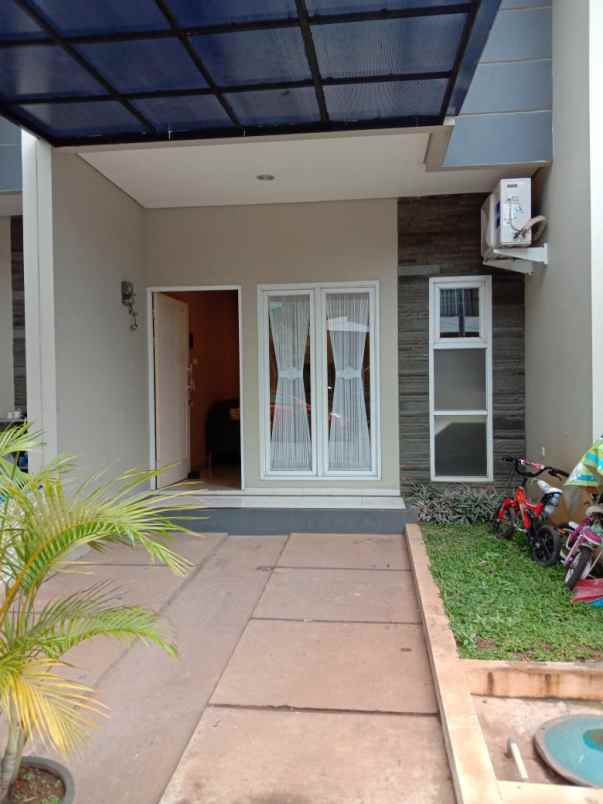 dijual rumah jalan flamboyan neglasari