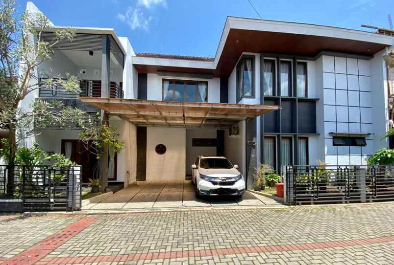 dijual rumah jalan godean km 6 sleman