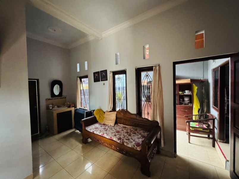 dijual rumah jalan hayam wuruk denpasar