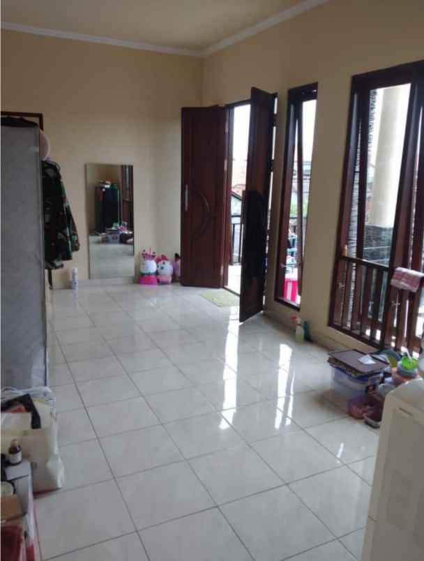 dijual rumah jalan imam bonjol