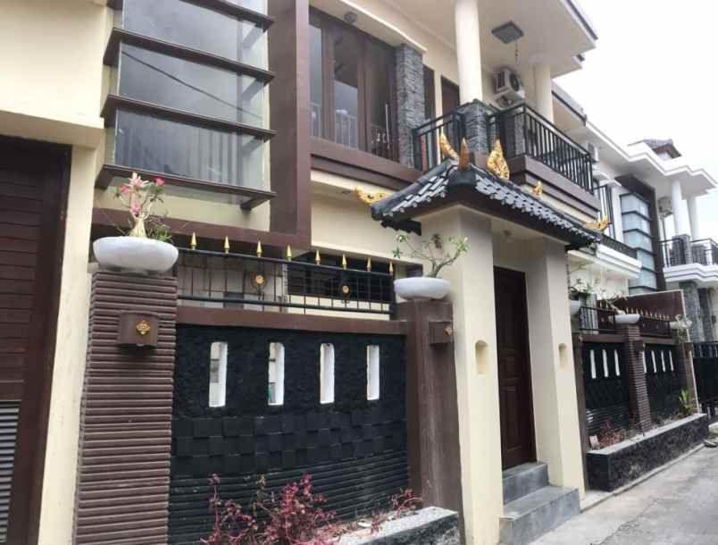 dijual rumah jalan imam bonjol