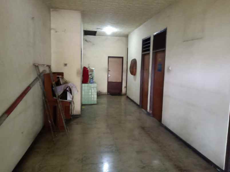 dijual rumah jalan imam bonjol