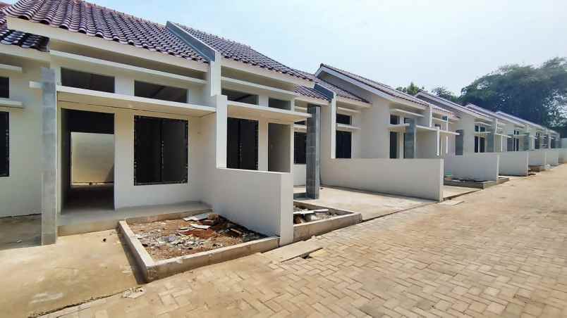 dijual rumah jalan kalimulya cilodong depok