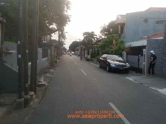 dijual rumah jalan mampang prapatan iv