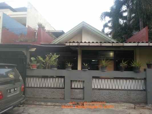 dijual rumah jalan mampang prapatan iv