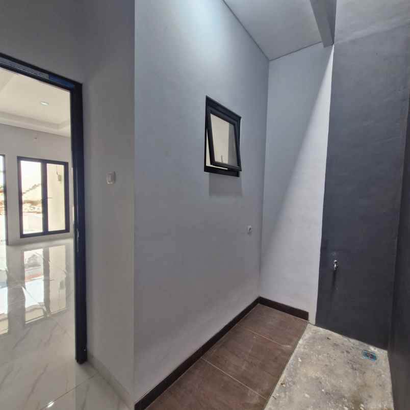 dijual rumah jalan mualim aminudin