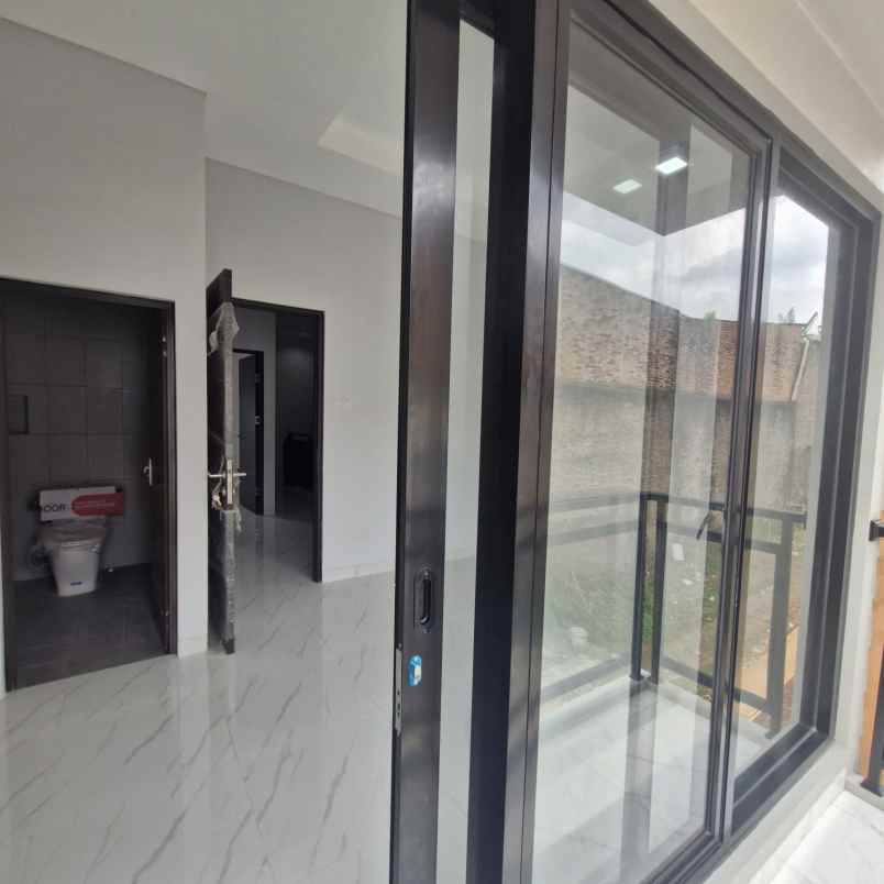 dijual rumah jalan mualim aminudin