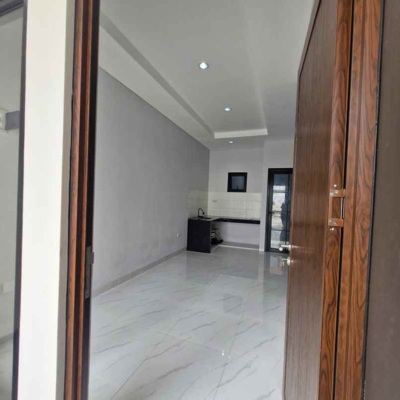 dijual rumah jalan mualim aminudin