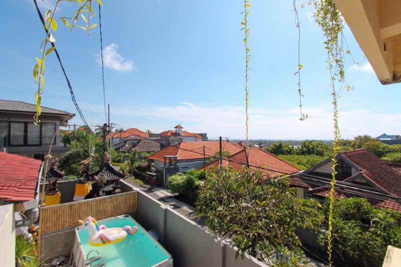 dijual rumah jalan nusa dua kuta badung