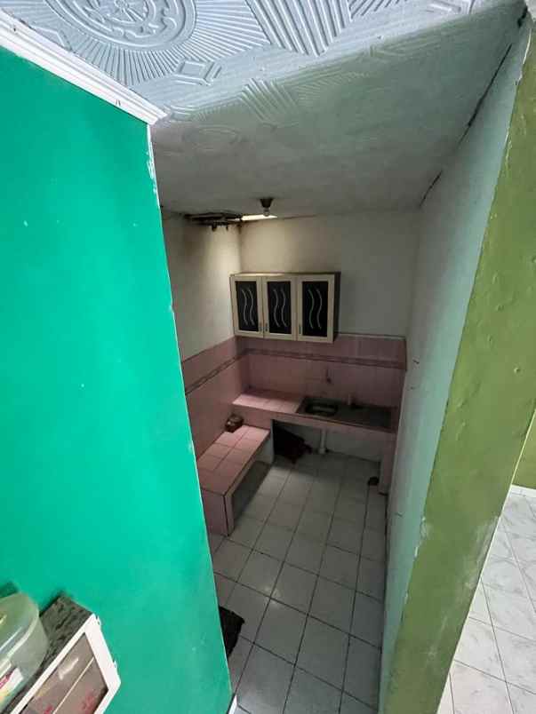 dijual rumah jalan permata