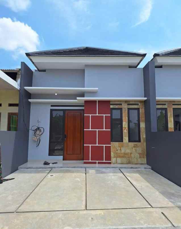 dijual rumah jalan pondok salak