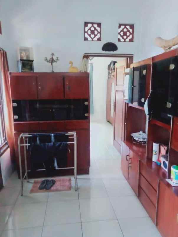 dijual rumah jalan raya cibinong