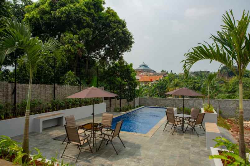 dijual rumah jalan raya cikaret cibinong