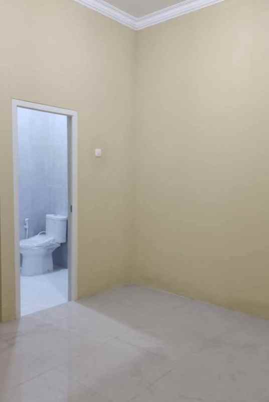 dijual rumah jalan raya pamulang 2