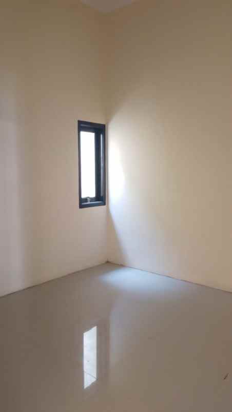 dijual rumah jalan raya pasar babelan