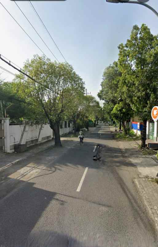 dijual rumah jalan residen sudirman