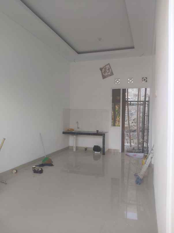 dijual rumah jalan wates sleman yogyakarta