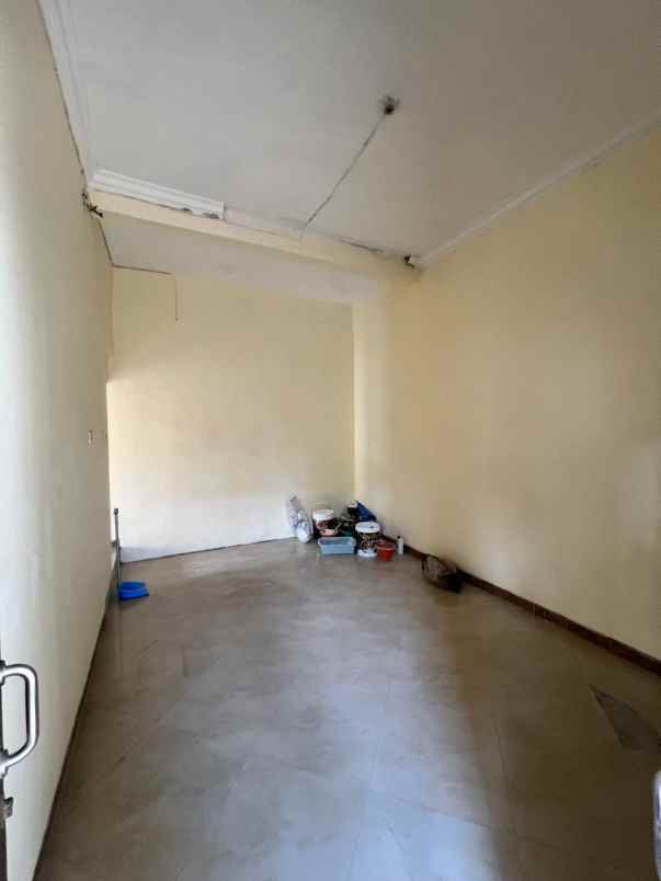 dijual rumah jalan wiguna timur