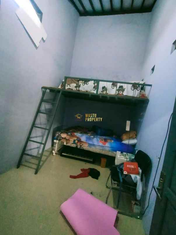 dijual rumah jambidan