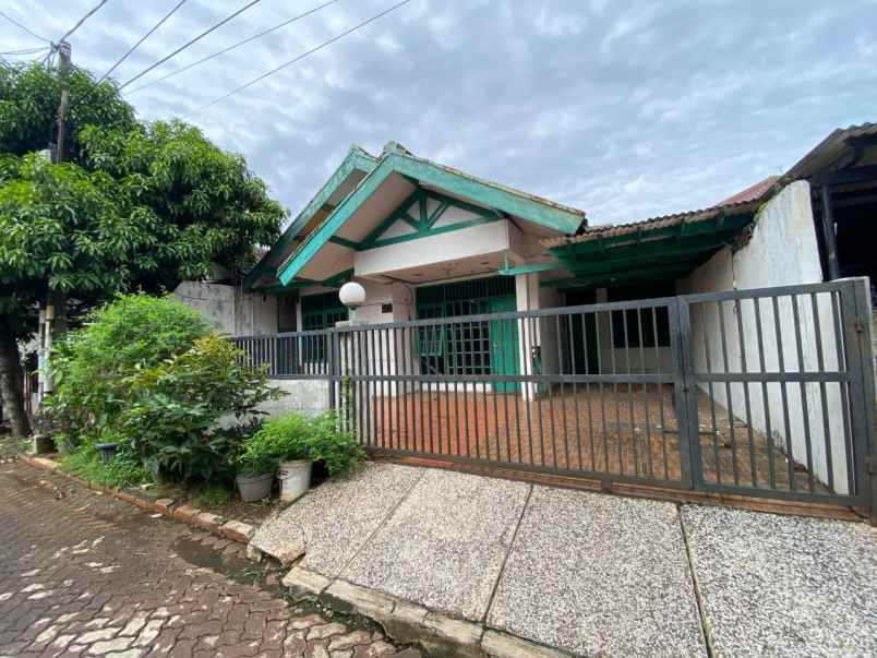 dijual rumah japos open bid di harga 850 juta