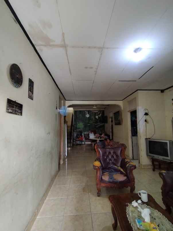 dijual rumah japos pondok aren